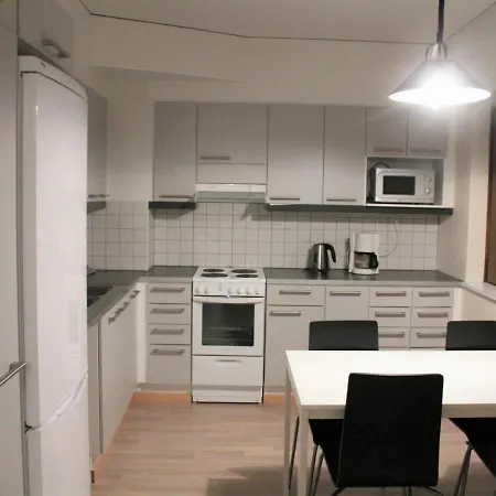 Spacious For 4 With Sauna דירה סודנקילה