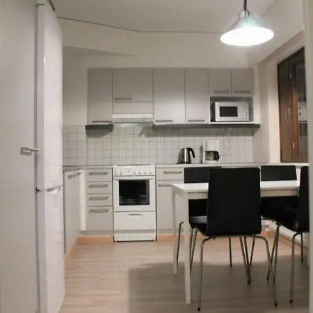 Spacious For 4 With Sauna דירה סודנקילה